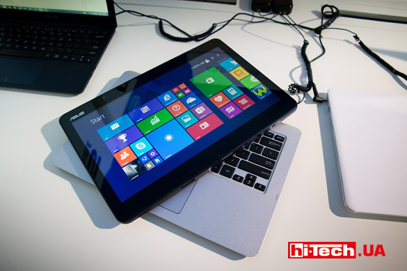 Устройство формата 2-в-1 ASUS Transformer Book T300FA