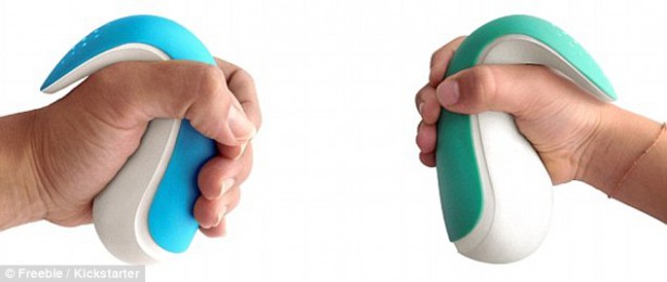 Группа энтузиастов из Майами в тестовом режиме запустила социальную сеть, цель которой – связать онлайн «умные» игрушки для взрослых. Благодаря интернет-сети владельцы смогут дистанционно управлять гаджетами, занимаясь таким образом сексом со своими партнёрами в любое время и в любом месте. Сегодня на рынке достаточно много секс-игрушек от различных производителей, вот разработчики социальной сети FriXion и решили помочь владельцам таких игрушек подключить их к общей платформе. В планах создателей соцсети – запустить живые трансляции и игры, чтобы какой-то участник игры мог брать под контроль тысячи подобных девайсов по всему миру.