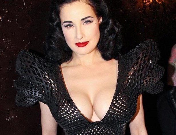 dita_printed_dress_0122