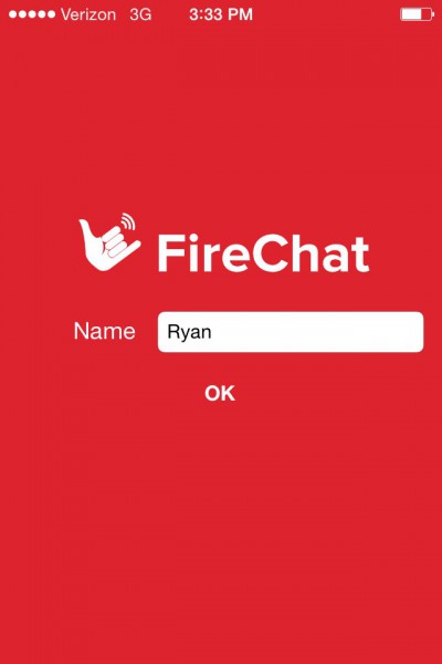 Для работы в приложении FireChat нужен только логин, который при желании можно менять сколько угодно раз