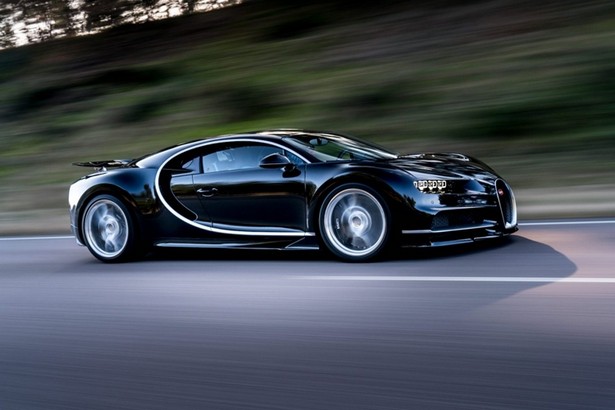 Bugatti Chiron 5
