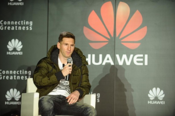 Messi Huawei 01