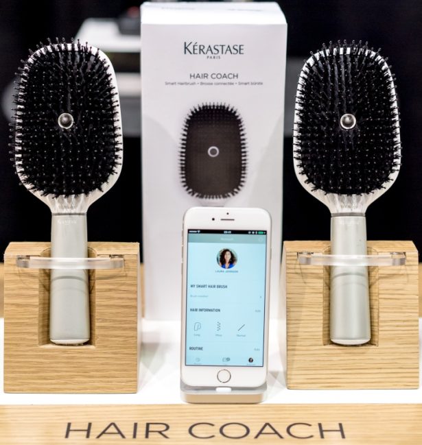 Kérastase-Withings-World-First-Smart-Hairbrush-3