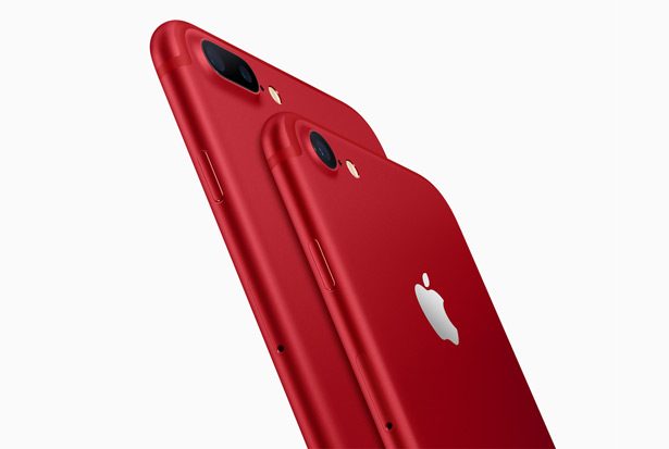 Красные iPhone 7 и iPhone 7 Plus