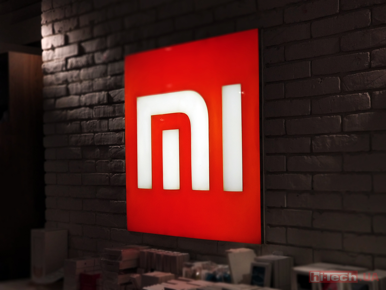 xiaomi mi logo hi-tech