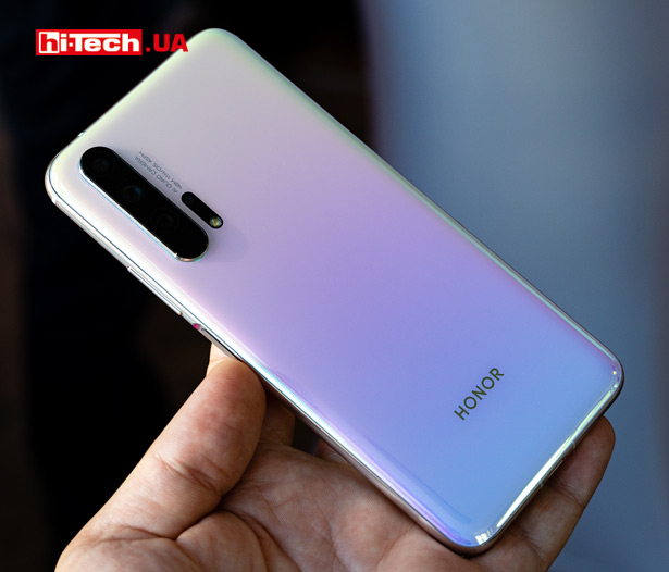 Телефон хонор белый. Смартфон Honor 20 Pro белый. Honor 20 Pro цвета. Honor 20 Pro Coral White. Хонор 20 цвета.