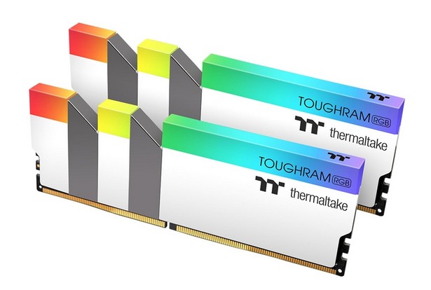 Thermaltake Toughram RGB DDR4