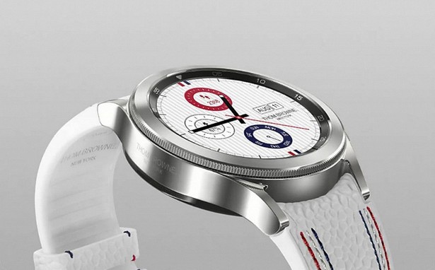 Samsung Galaxy Watch 4 Thom Browne Edition