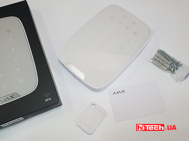 Ajax KeyPad Plus с Tag и Pass