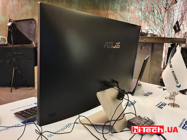 ASUS представила в Украине линейку компьютеров для бизнеса