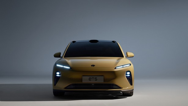 Представлен Nio ET5 — конкурент Tesla Model 3 с запасом хода 1000 км и разгоном до 100 км/ч за 4,3 с.