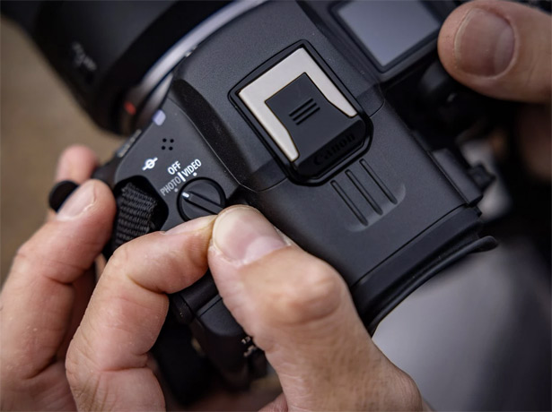 Canon EOS R5 C — симбиоз кинокамеры и «обычной» беззеркалки