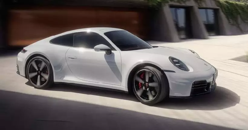 Porsche 911 Carrera S 2025 1