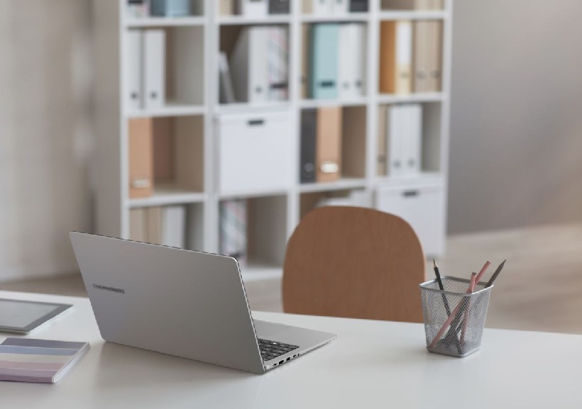 ASUS ExpertBook AMD Ryzen AI 300