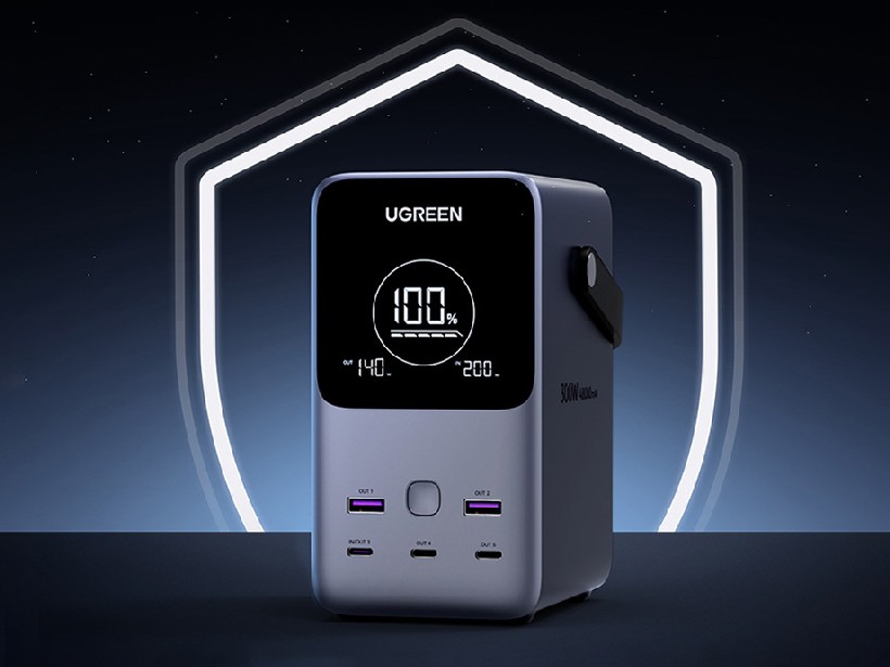 UGREEN PB770 48000mAh 300W