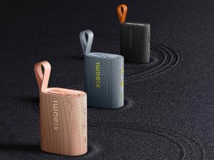 Xiaomi Sound Pocket с 5 Вт динамиком оснащена аккумулятором 1000 мАч