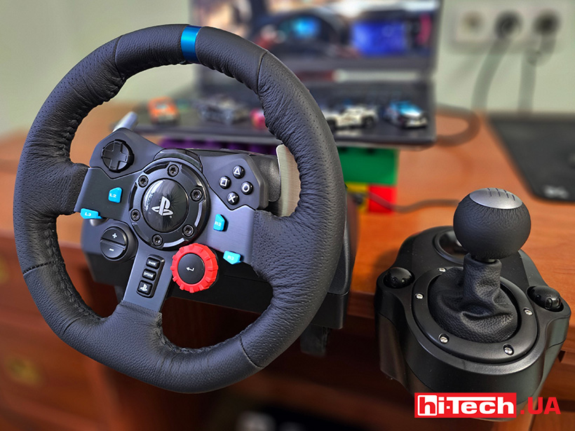 Logitech G29 Driving Force Racing Wheel