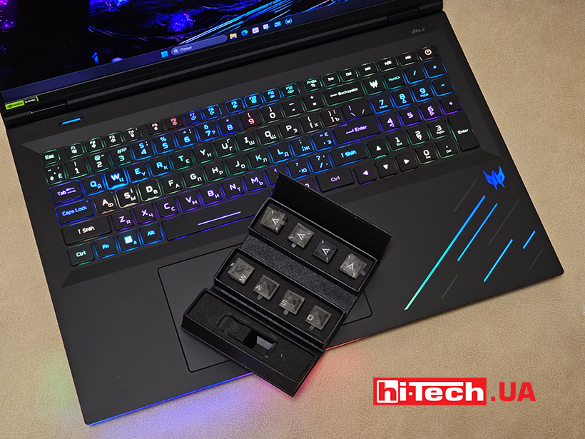 Acer Predator Helios 18 AI (PH18-73)