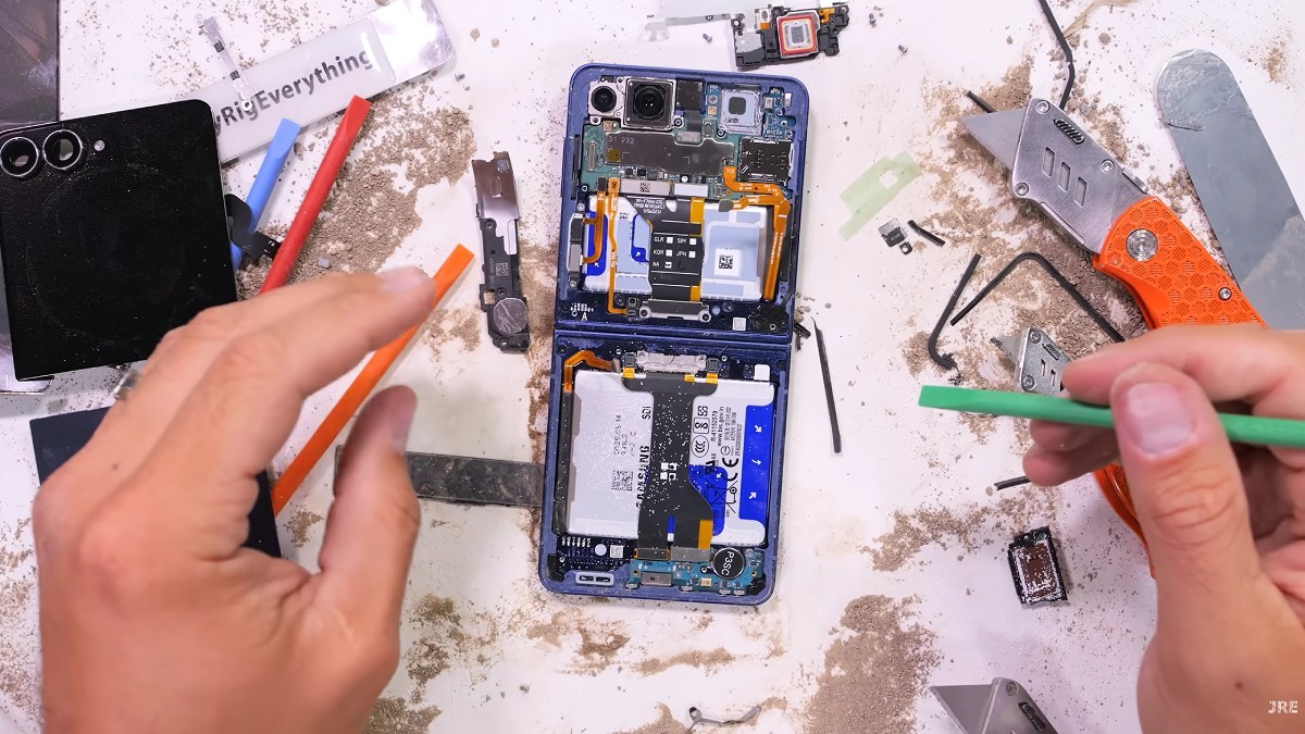 Утечка характеристик Samsung Galaxy Z Flip8: апгрейда аккумулятора не будет