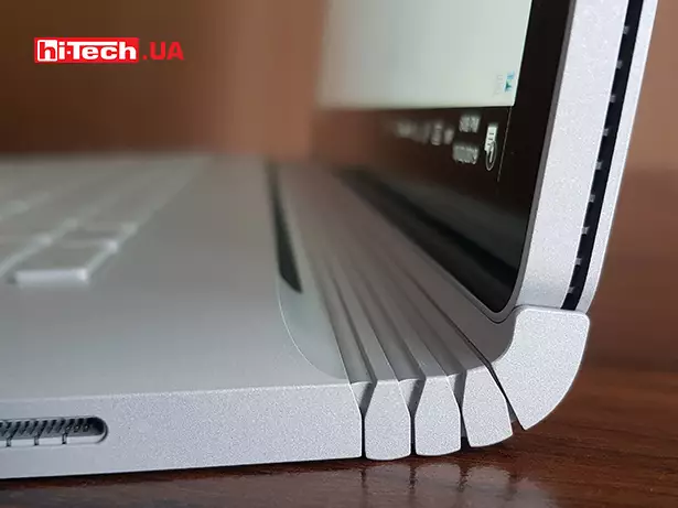 Microsoft Surface Book 2