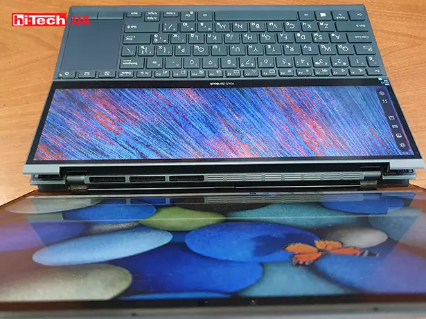 ASUS ZenBook Duo 14 (UX482)