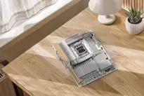 Gigabyte X870E Aero X3D Wood 2