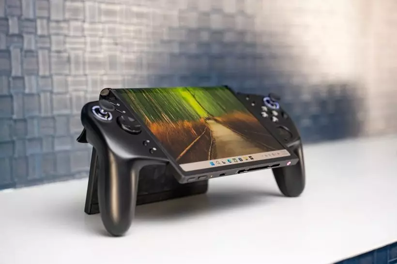 Lenovo Legion Go Fold